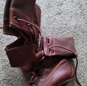 used retro and vintage clothing and shoes